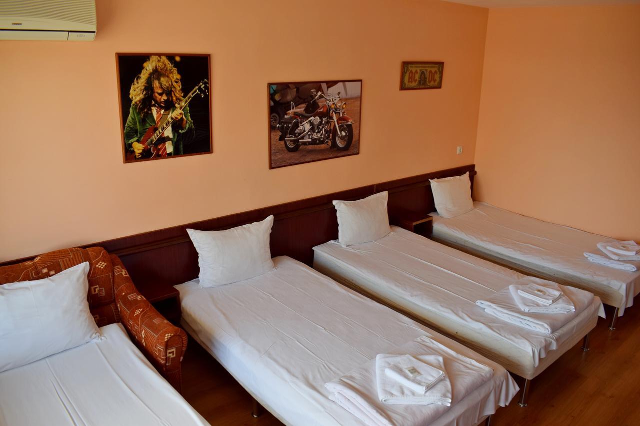 Royal Hostel Varna Eksteriør bilde
