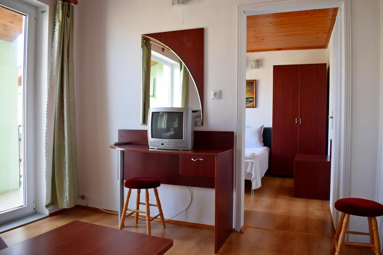 Royal Hostel Varna Eksteriør bilde